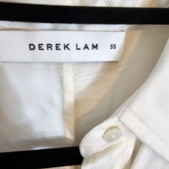 DEREK Lam beige short sleeve button up top in size 4 cinched waist belt NWOT - Picture 2 of 4